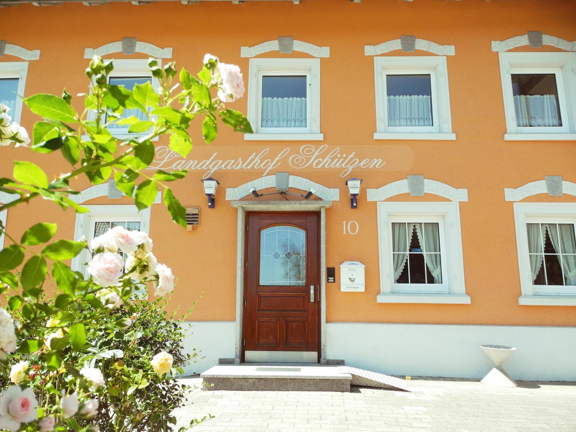 Landgasthof Schuetzen Tengen Exteriör bild
